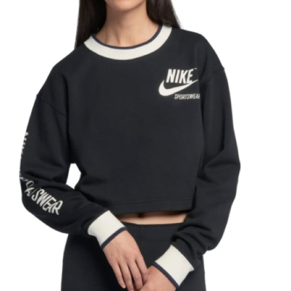 NIKE CROPPED SWEATER